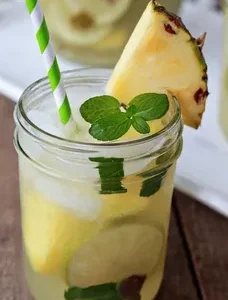 PINEAPPLE MOJITO