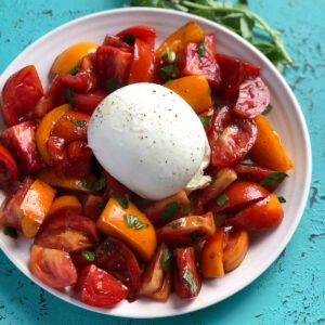 Burrata & Heirloom Tomatoes Salad